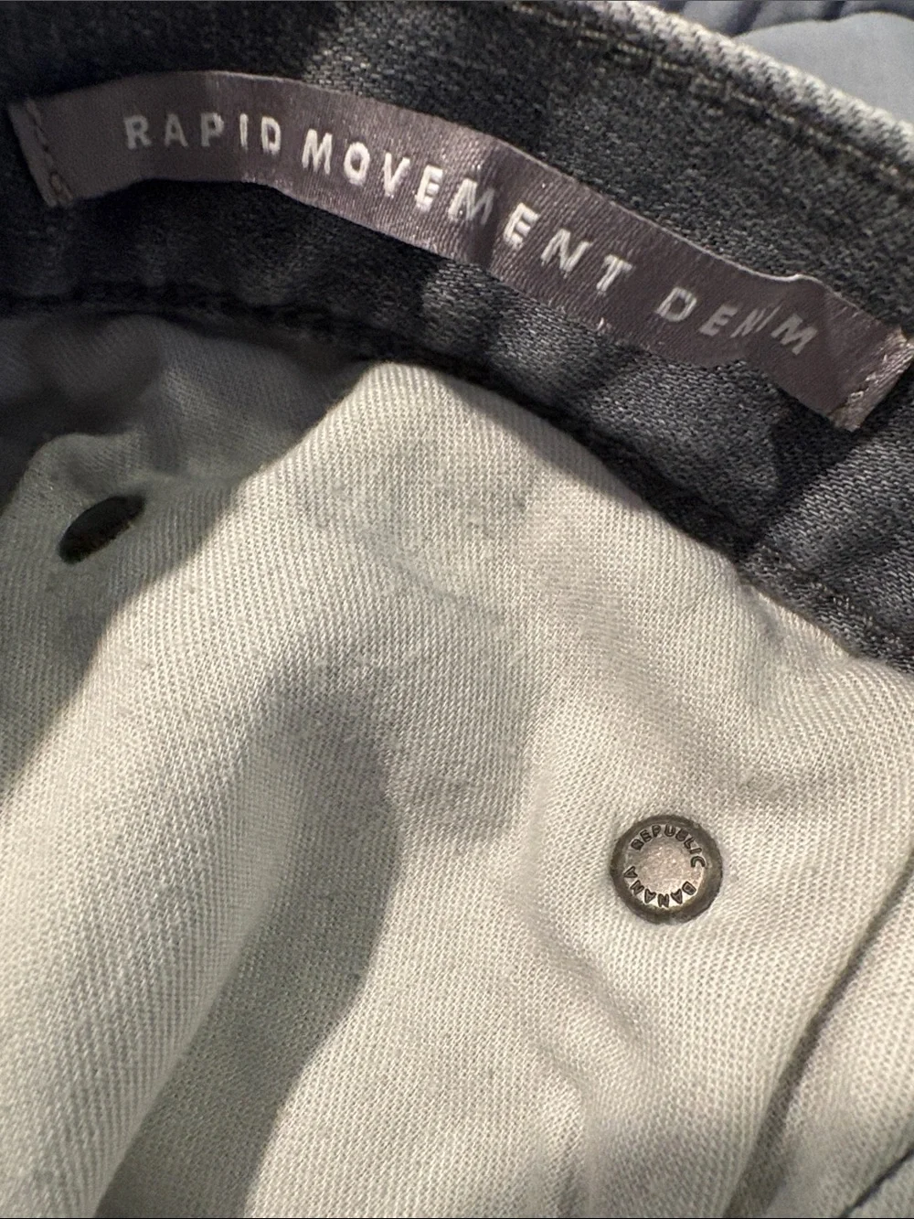 Banana Republic Men’s Light Gray Slim Straight Stretch Jeans Size 34/30